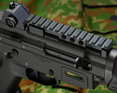 マウントベース