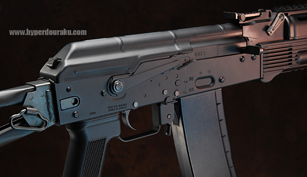 レシーバー右側面