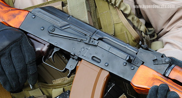 レシーバー右側面