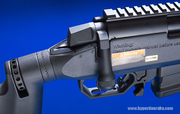 コッキングハンドル