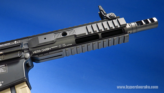 フロントグリップは着脱可能