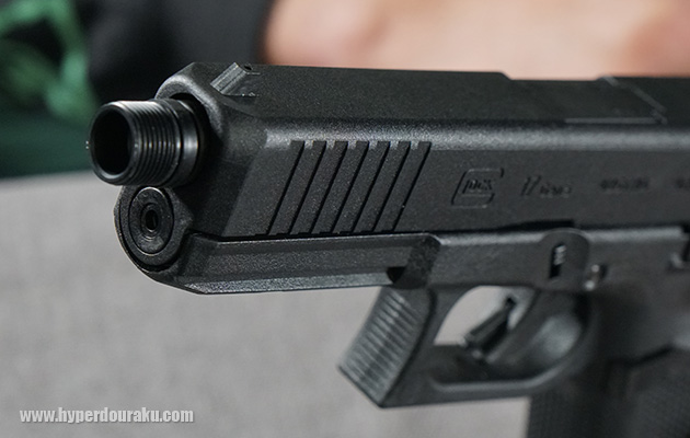 付属のアダプター