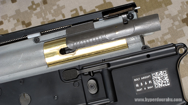 エジェクションポートカバーが可動する電動ブローバック