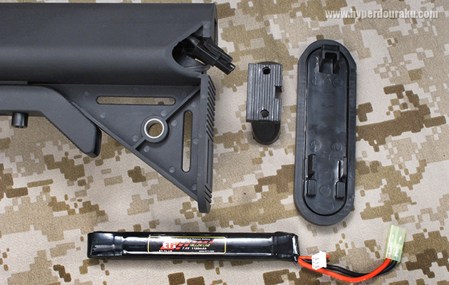 バッテリーはクレーンストック内に収納