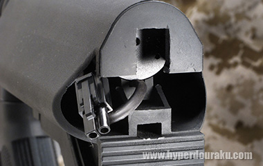 限られたスペースに配線