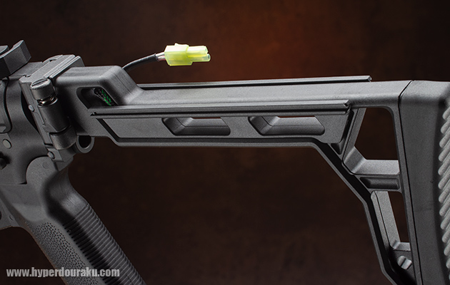 スティックタイプのバッテリーを収納