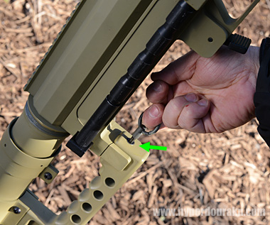 ハンドルのピンで固定