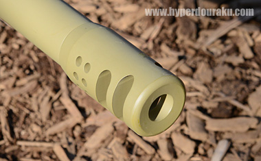 巨大なマズルブレーキ