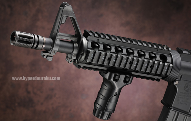 レイルアダプターシステム「R.A.S.」を標準装備