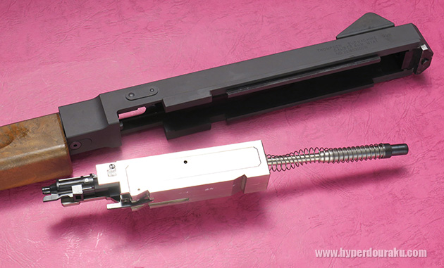 ボルトが抜き出せます