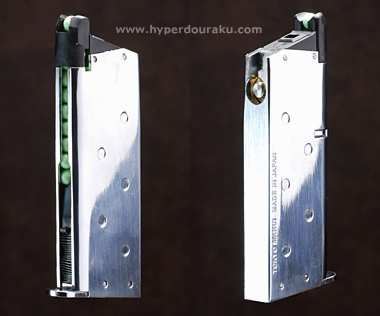 マガジン　18発装填