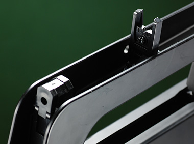 グレネードランチャー用のフリップアップ式リアサイト