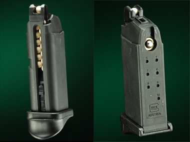 マガジン装弾数は6mmBB弾15発