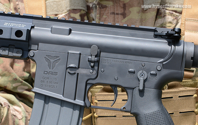 レシーバーは鋳造アルミ製