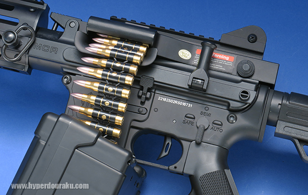 雰囲気はマシンガン