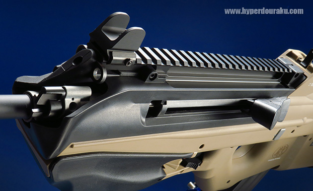 コッキングハンドル