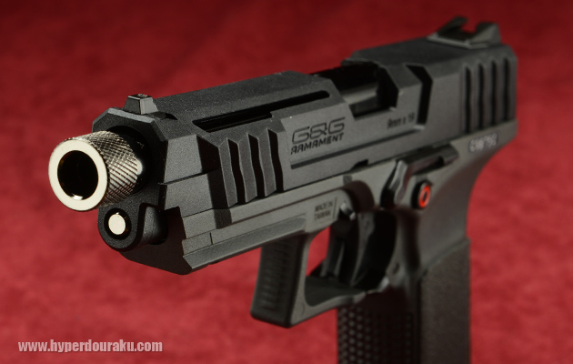 角ばった複雑な形状