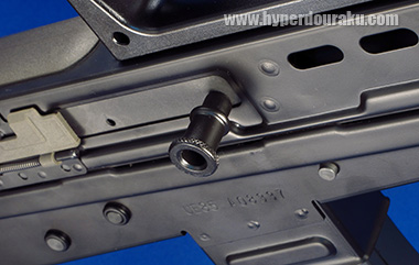 L85A1のコッキングハンドル