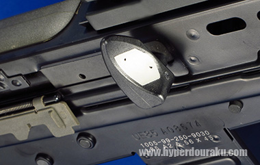 大きなコックングハンドル