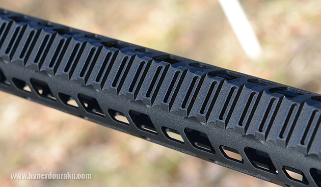 レールはトップ面のみ