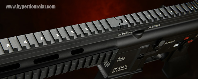 フルフラットなレシーバートップ