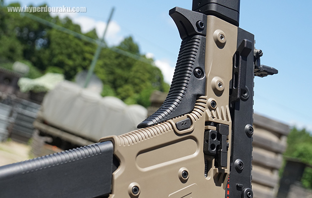 ハンドストップとアングルドグリップ