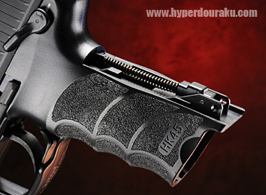 バックストラップは交換可能