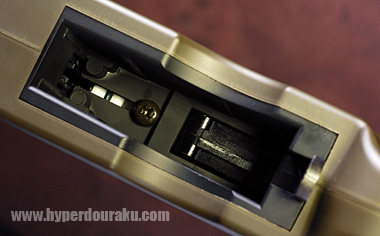 マガジンハウジング