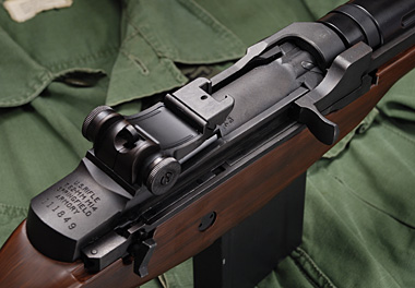 M14 亜鉛ダイキャスト製のレシーバー