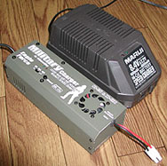 、イーグル模型のミリタリーチャージャー 大きさ比較