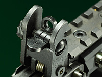 ピープサイト部分が2枚構造