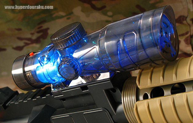 マガジン内がLEDでライトアップ