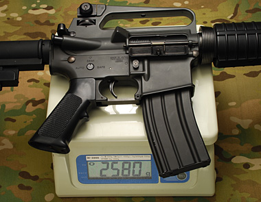 総重量は2,580gと軽い