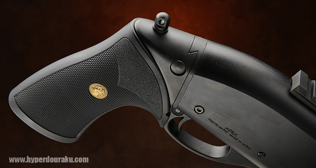 スイベルスタッド