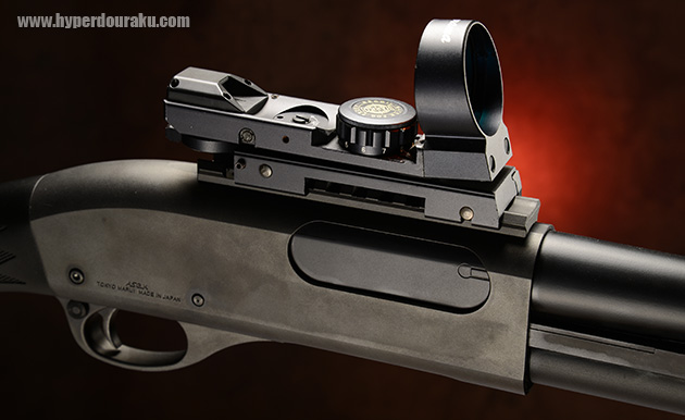 マウントレールにドットサイトを搭載