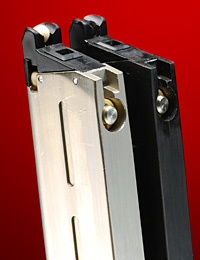 M1911A1のマガジンと互換性がある