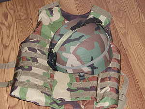 MICHヘルメット　インターセプターボディアーマー