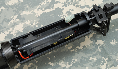 レシーバー基部は従来どおり亜鉛ダイキャスト