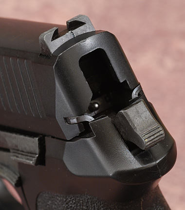 ハンマーとリアサイト周辺