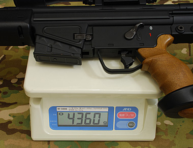 重量は4360g