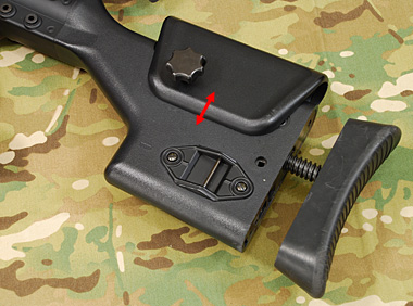 ストックにはチークパッドが装備