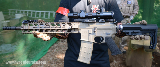 好みの色に塗装するカスタム