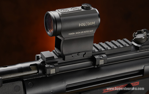 HOLOSUNのドットサイトHS403A