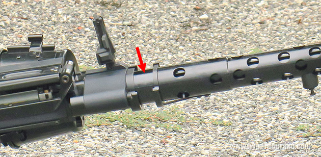 リアサイトの直前にも装着できます