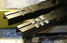 マウントレール横溝(よこみぞ)を深く刻み直してある