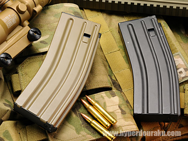 マガジン　82発装填可能