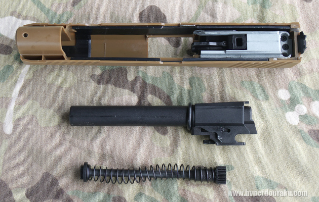 アウターバレルは金属製