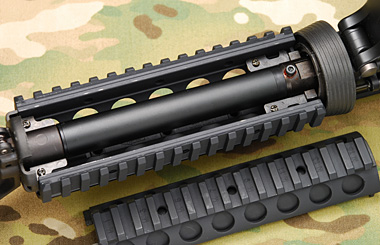 RISは2ピース構造