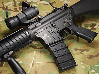 カナディアンマガジンを装着