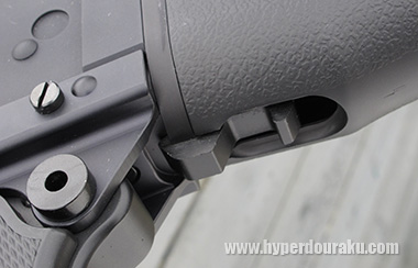 ストック基部にレバー